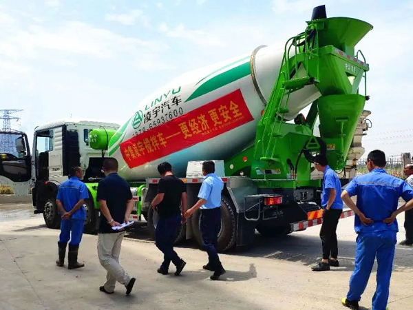 中集凌宇攪拌車全國(guó)巡展繼續(xù)：出征安徽，這一組合果然豪橫！