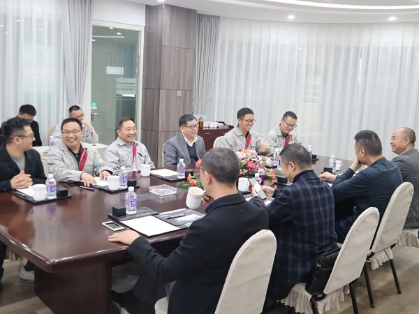 相約洛陽(yáng)，品鑒智造丨邀四海親朋請(qǐng)八方來(lái)賓，凌宇更行了！