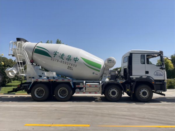 【發(fā)車新聞】陜汽&凌宇攪拌車跨越萬里，南下交付