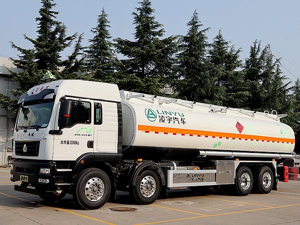 【2022“超虎想象”】凌宇全新液罐車(chē)，強(qiáng)勢(shì)來(lái)襲！