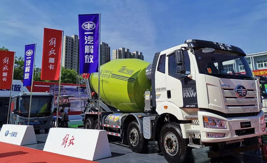 解決行業(yè)六大焦點(diǎn)問(wèn)題，凌宇“智匯型攪拌車”橫空出世